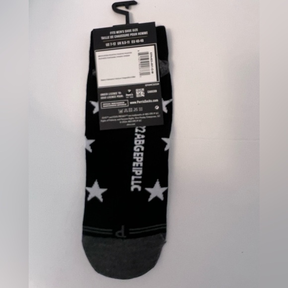 Elvis Presley Low Cut men’s socks TCB NWT - Picture 2 of 4